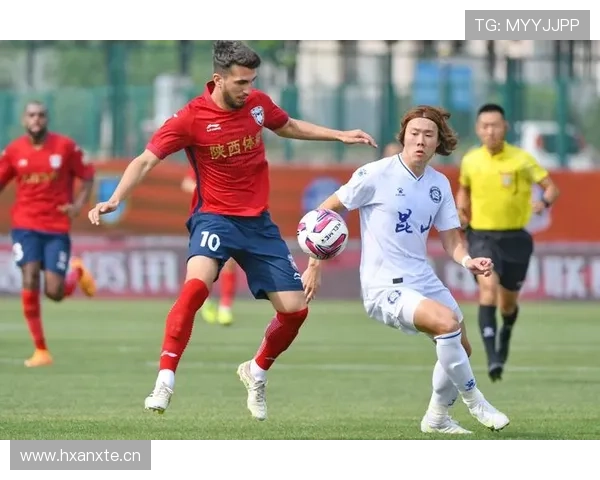 中甲联赛精彩纷呈 多支队伍争夺升级名额 力拼季后赛资格 - 副本 (2) - 副本 中甲联赛精彩纷呈 多支队伍争夺升级名额 力拼季后赛资格 - 副本 (2) - 副本